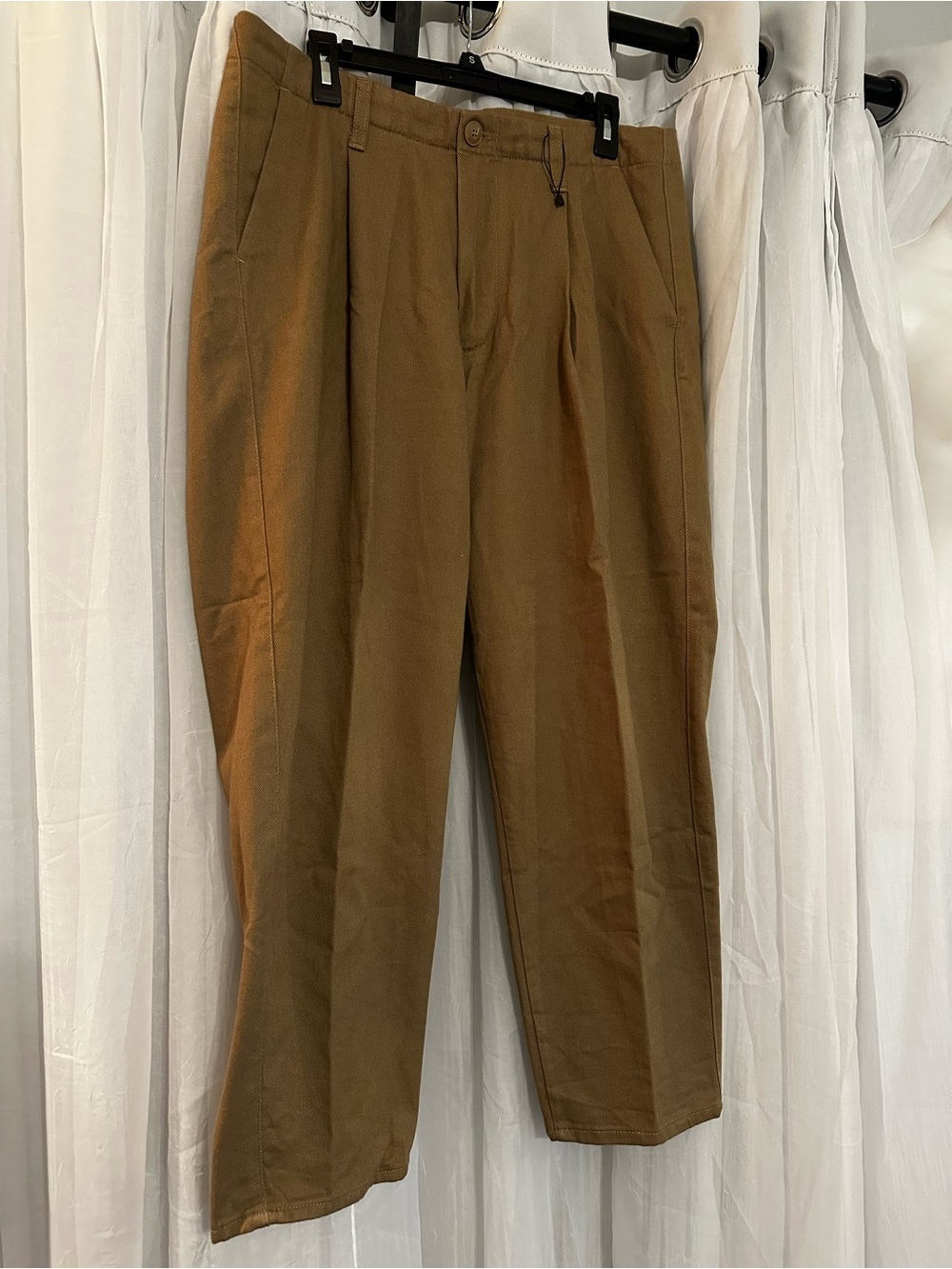 Zara Men's Khaki Casual Pants - Classic Straight Fit 36x28”